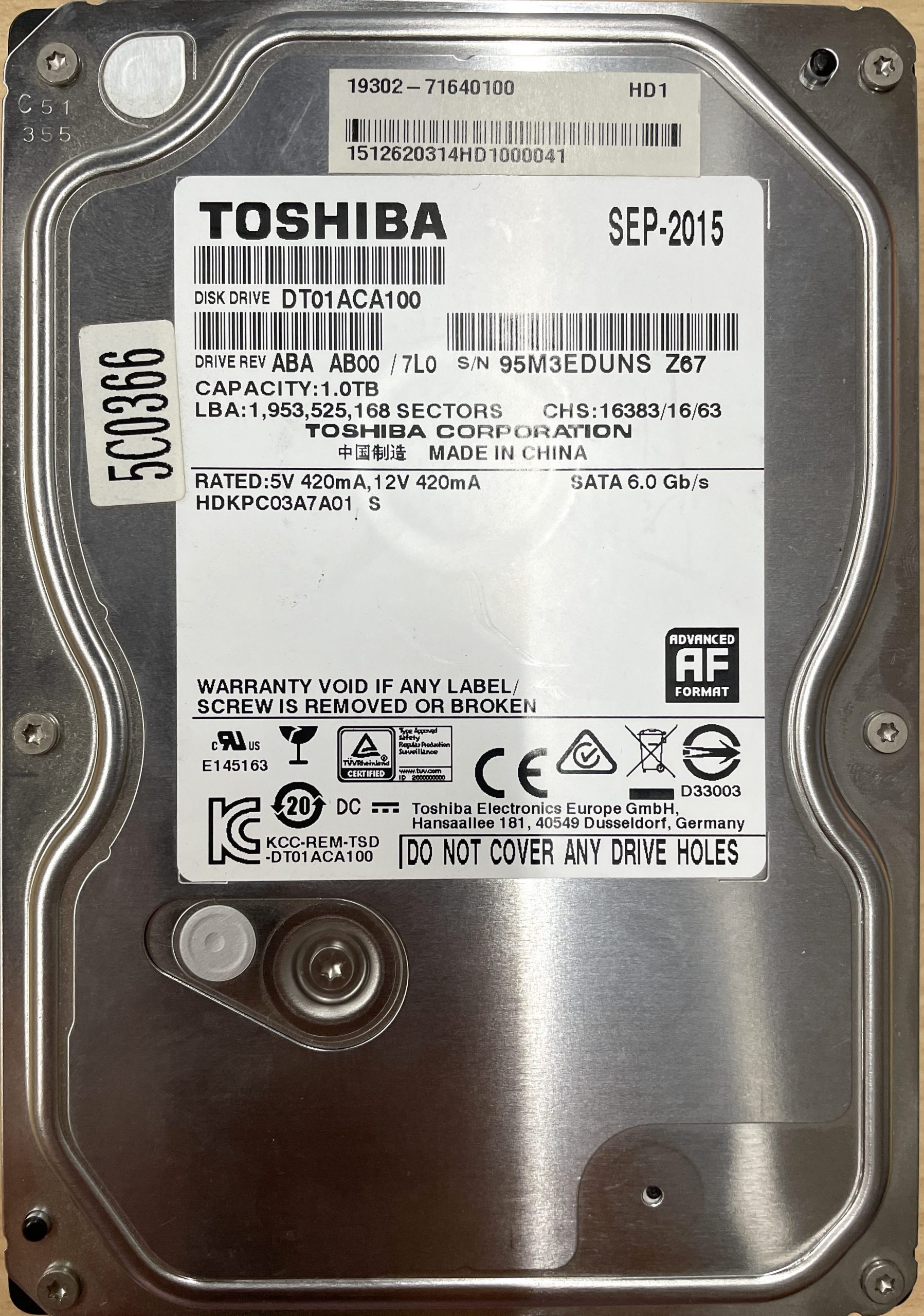 TOSHIBA DT01ACA100 1TB